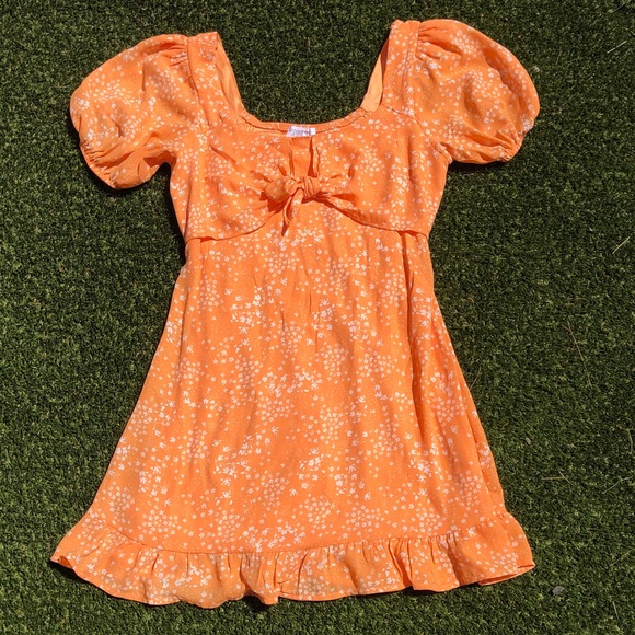 Sienna Sky Dresses & Skirts - Sienna Sky Orange Floral Tie-Front Puff Sleeve Dress